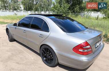 Седан Mercedes-Benz E-Class 2004 в 