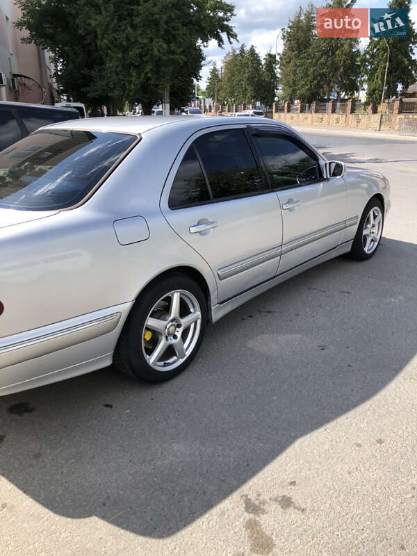 Седан Mercedes-Benz E-Class 1999 в Теребовле