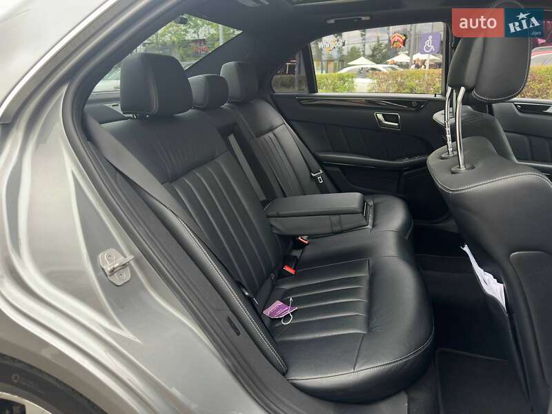 Седан Mercedes-Benz E-Class 2014 в Киеве