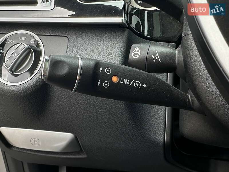 Седан Mercedes-Benz E-Class 2014 в Киеве