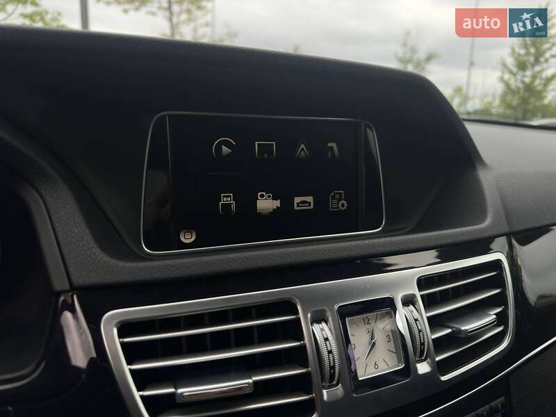 Седан Mercedes-Benz E-Class 2014 в Киеве