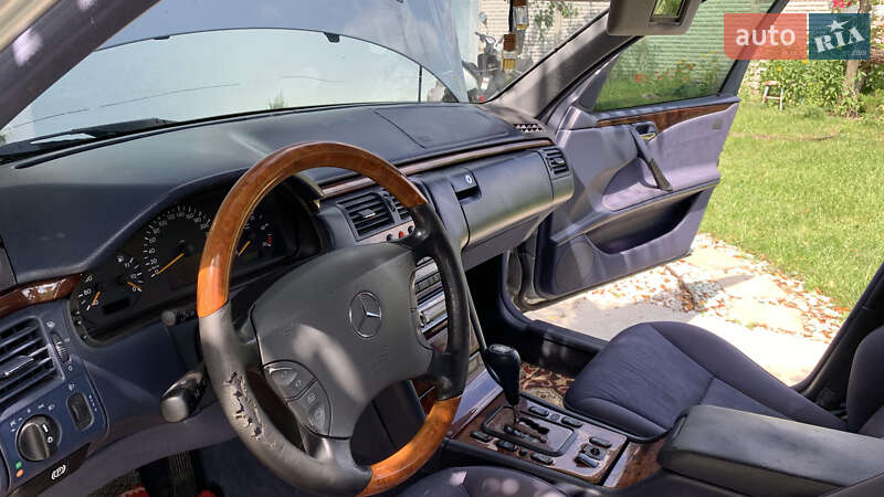 Седан Mercedes-Benz E-Class 1999 в Белой Церкви