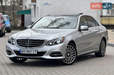Седан Mercedes-Benz E-Class 2014 в Звягелі
