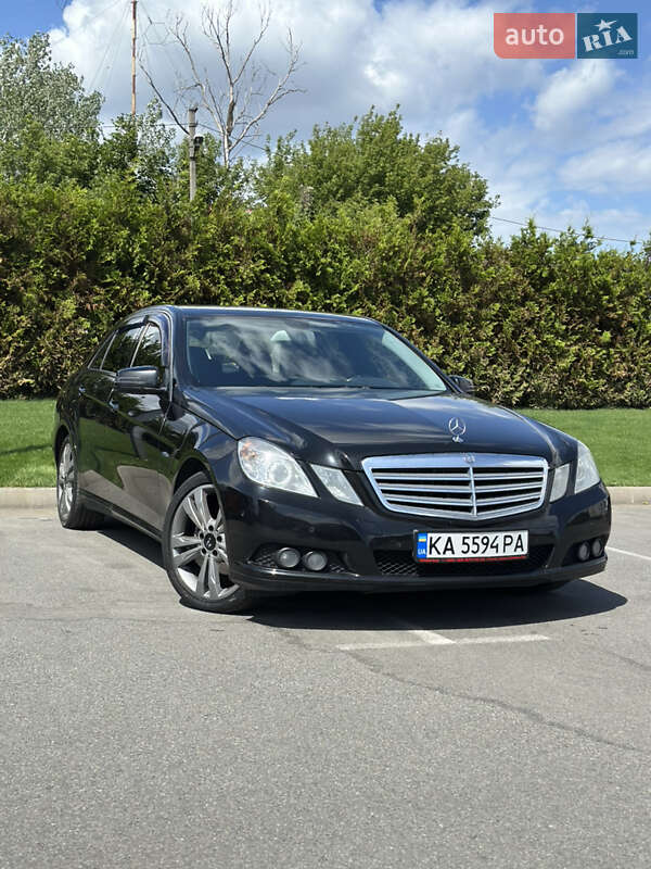 Mercedes-Benz E-Class 2010