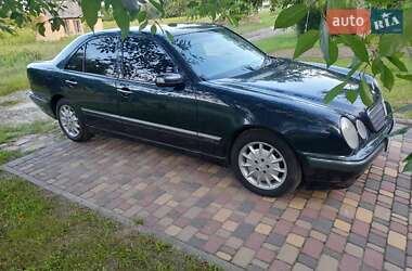 Седан Mercedes-Benz E-Class 2001 в Прилуках