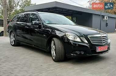Універсал Mercedes-Benz E-Class 2011 в Луцьку