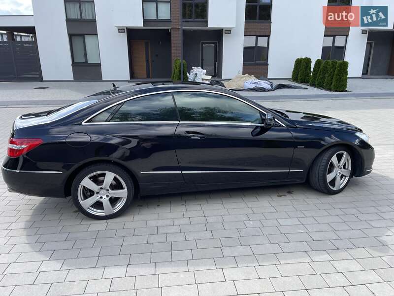 Купе Mercedes-Benz E-Class 2012 в Ковелі