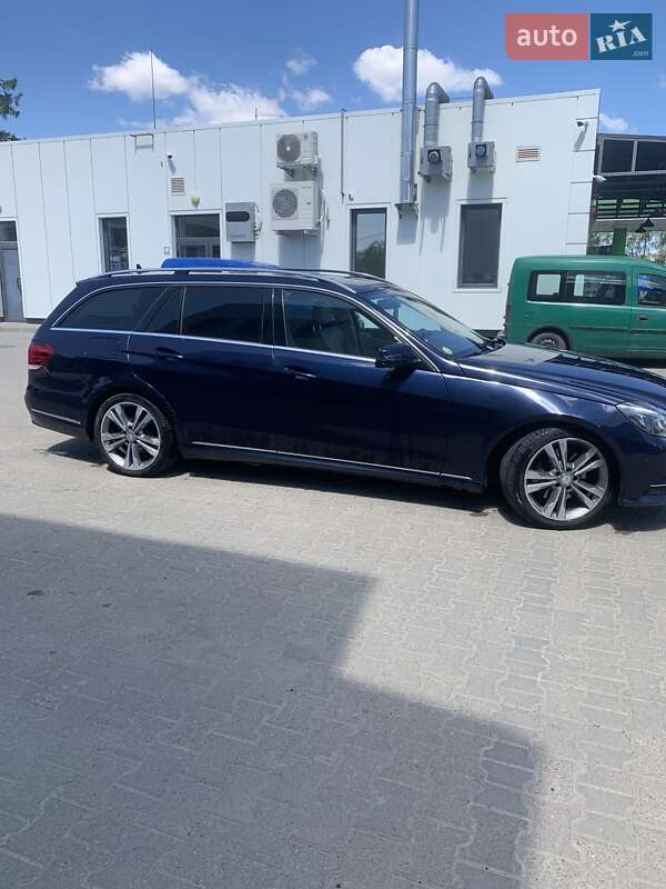 Універсал Mercedes-Benz E-Class 2015 в Сторожинці