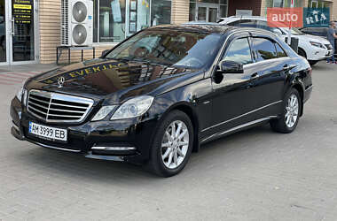 Седан Mercedes-Benz E-Class 2010 в Житомирі