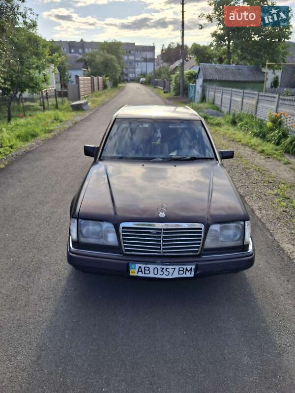 Mercedes-Benz E-Class 1994