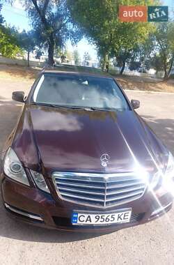 Седан Mercedes-Benz E-Class 2012 в Черкассах