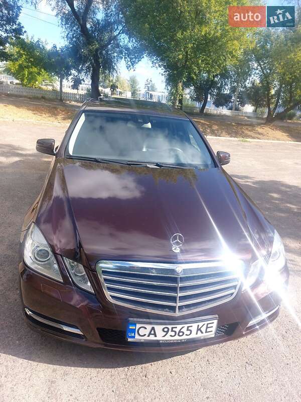 Mercedes-Benz E-Class 2012