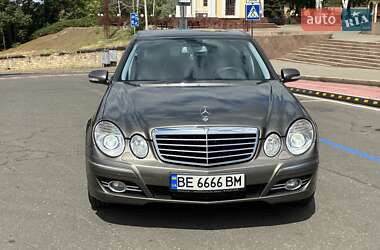 Седан Mercedes-Benz E-Class 2008 в Миколаєві