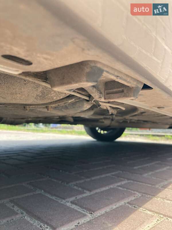 Седан Mercedes-Benz E-Class 2003 в Шостке