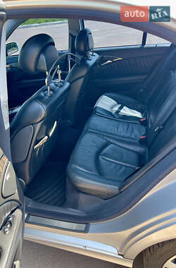 Седан Mercedes-Benz E-Class 2004 в 