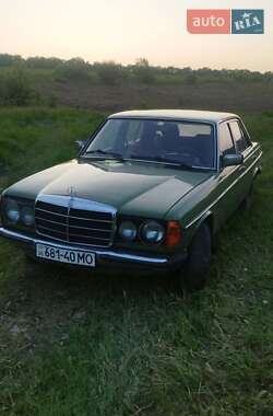 Седан Mercedes-Benz E-Class 1979 в Вінниці