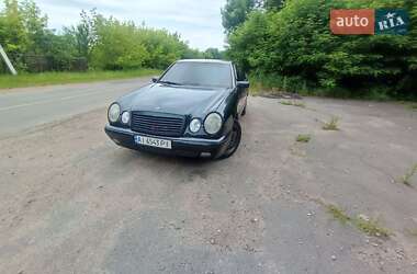 Седан Mercedes-Benz E-Class 1996 в Макарові