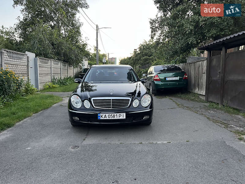 Mercedes-Benz E-Class 2003