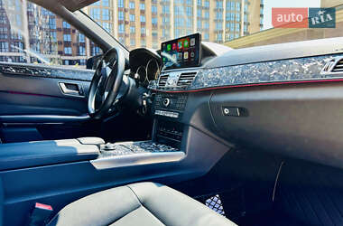 Універсал Mercedes-Benz E-Class 2015 в 