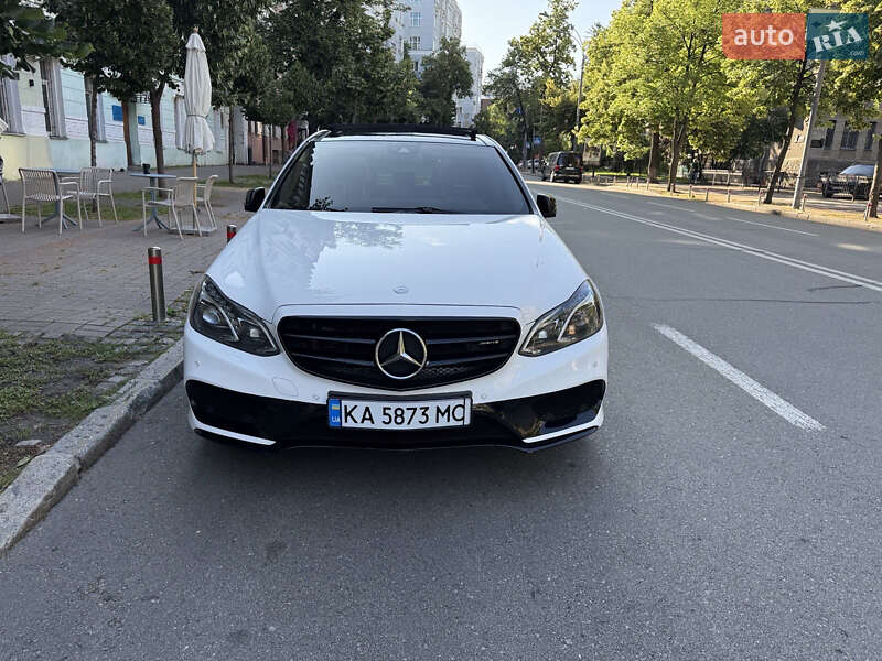 Седан Mercedes-Benz E-Class 2013 в Киеве