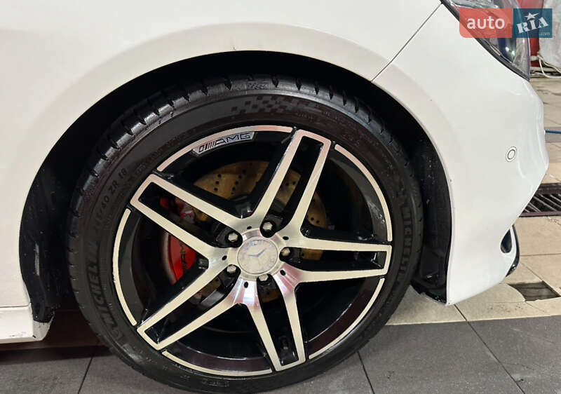 Седан Mercedes-Benz E-Class 2013 в Киеве