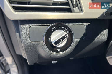 Седан Mercedes-Benz E-Class 2009 в 