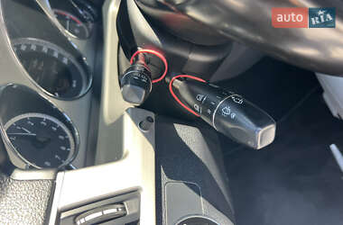 Седан Mercedes-Benz E-Class 2009 в 