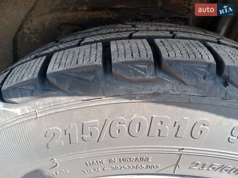 Седан Mercedes-Benz E-Class 1996 в Самборі