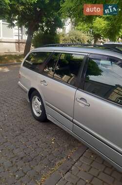 Універсал Mercedes-Benz E-Class 2000 в 