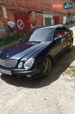 Седан Mercedes-Benz E-Class 2002 в Черновцах