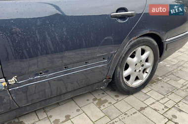 Седан Mercedes-Benz E-Class 1998 в 