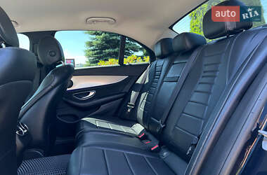Седан Mercedes-Benz E-Class 2016 в 