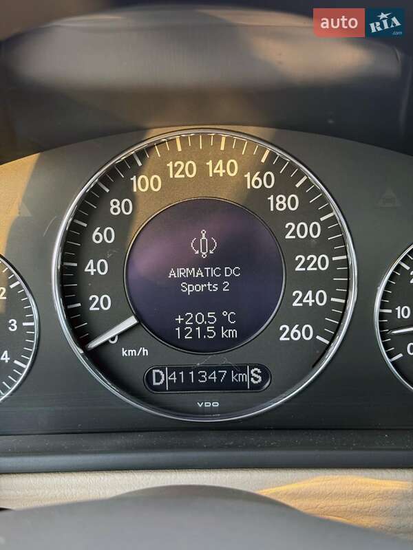 Седан Mercedes-Benz E-Class 2003 в Николаеве