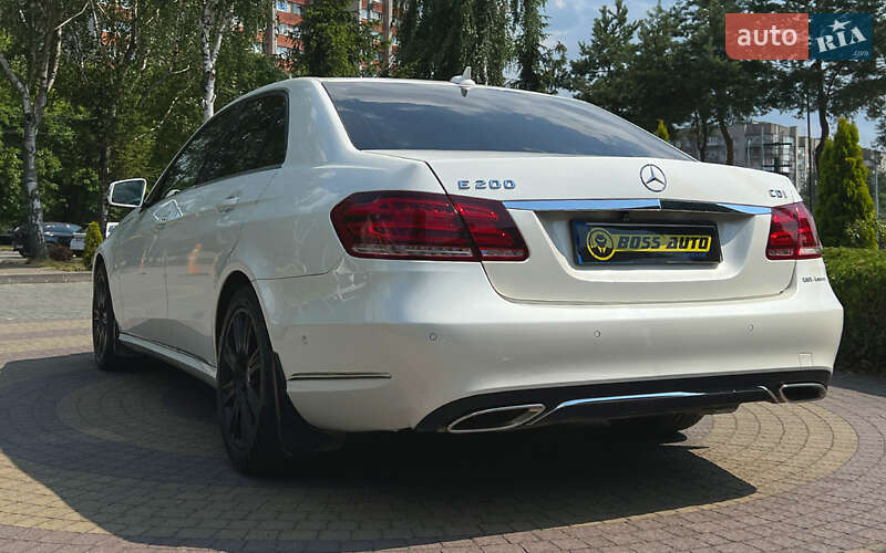 Седан Mercedes-Benz E-Class 2013 в Львове