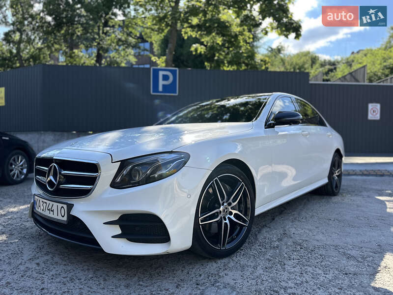 Седан Mercedes-Benz E-Class 2019 в Киеве