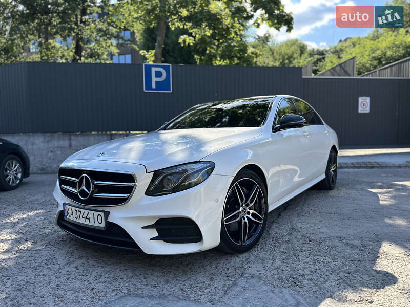 Седан Mercedes-Benz E-Class 2019 в Киеве