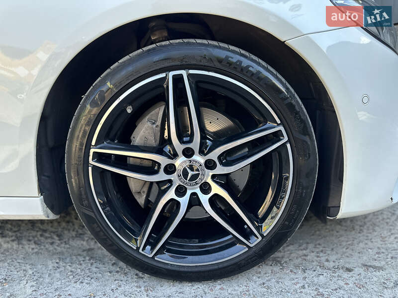 Седан Mercedes-Benz E-Class 2019 в Киеве