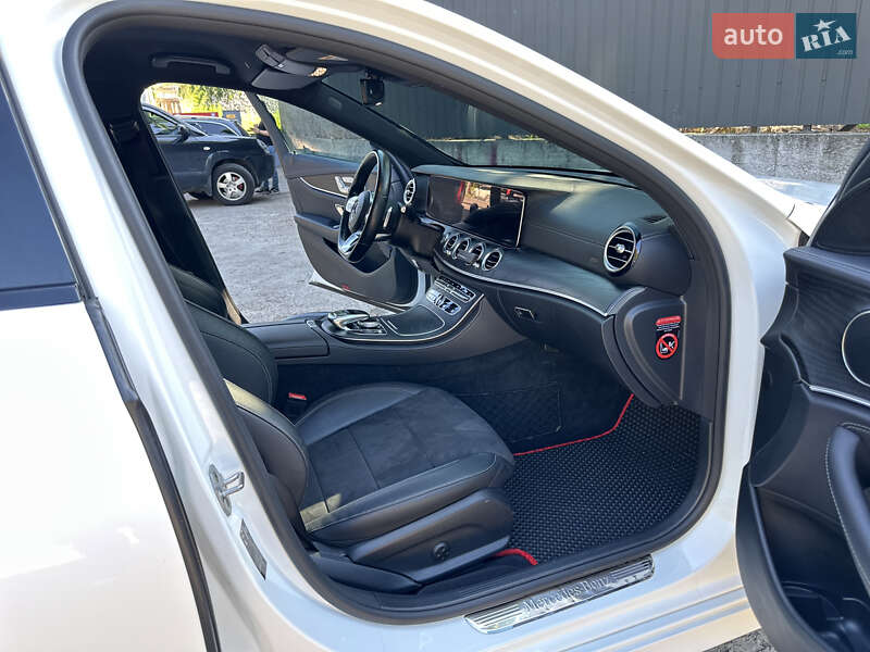 Седан Mercedes-Benz E-Class 2019 в Киеве