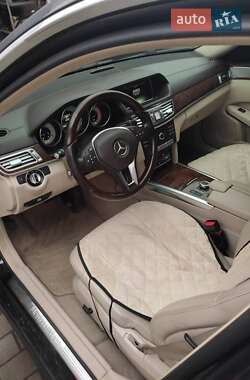 Седан Mercedes-Benz E-Class 2015 в Коростене