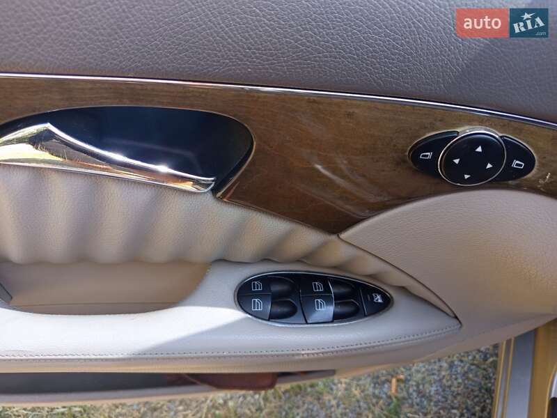 Седан Mercedes-Benz E-Class 2008 в Харкові