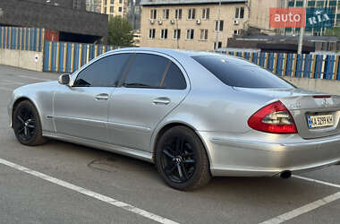 Седан Mercedes-Benz E-Class 2005 в 