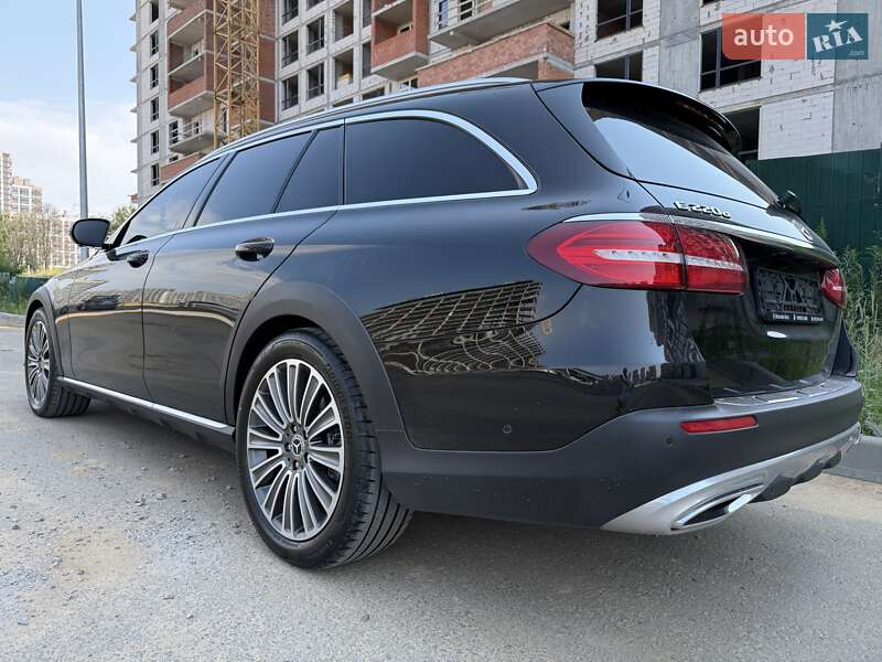 Универсал Mercedes-Benz E-Class 2018 в Киеве