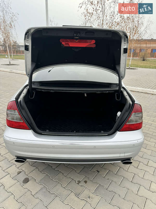 Седан Mercedes-Benz E-Class 2007 в Измаиле