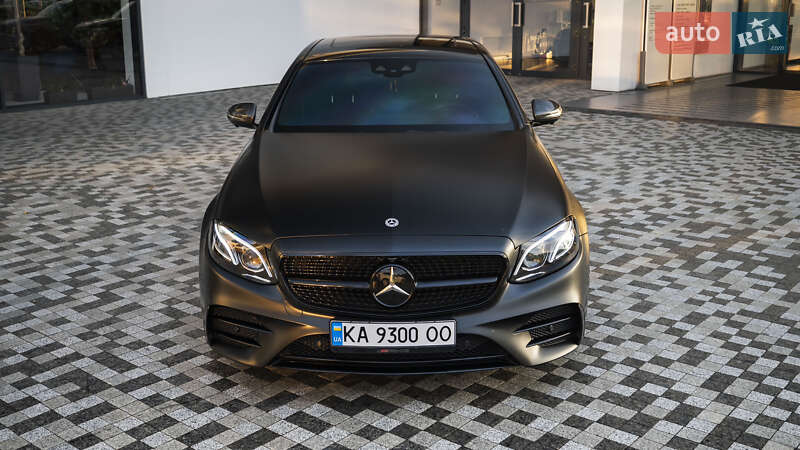 Седан Mercedes-Benz E-Class 2018 в Киеве