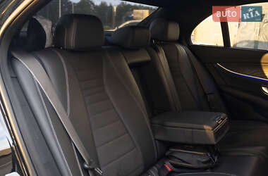 Седан Mercedes-Benz E-Class 2018 в 