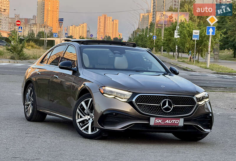 Седан Mercedes-Benz E-Class 2024 в Киеве