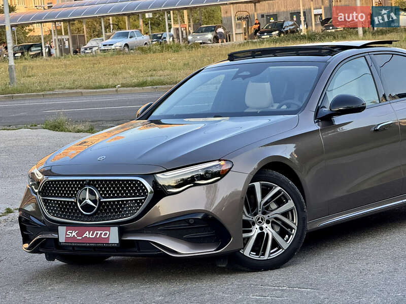 Седан Mercedes-Benz E-Class 2024 в Киеве