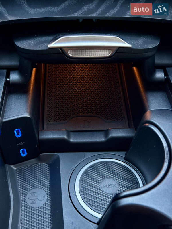 Седан Mercedes-Benz E-Class 2024 в Киеве