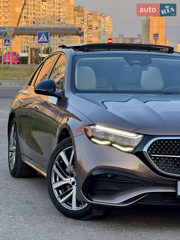 Седан Mercedes-Benz E-Class 2024 в Киеве