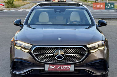 Седан Mercedes-Benz E-Class 2024 в 